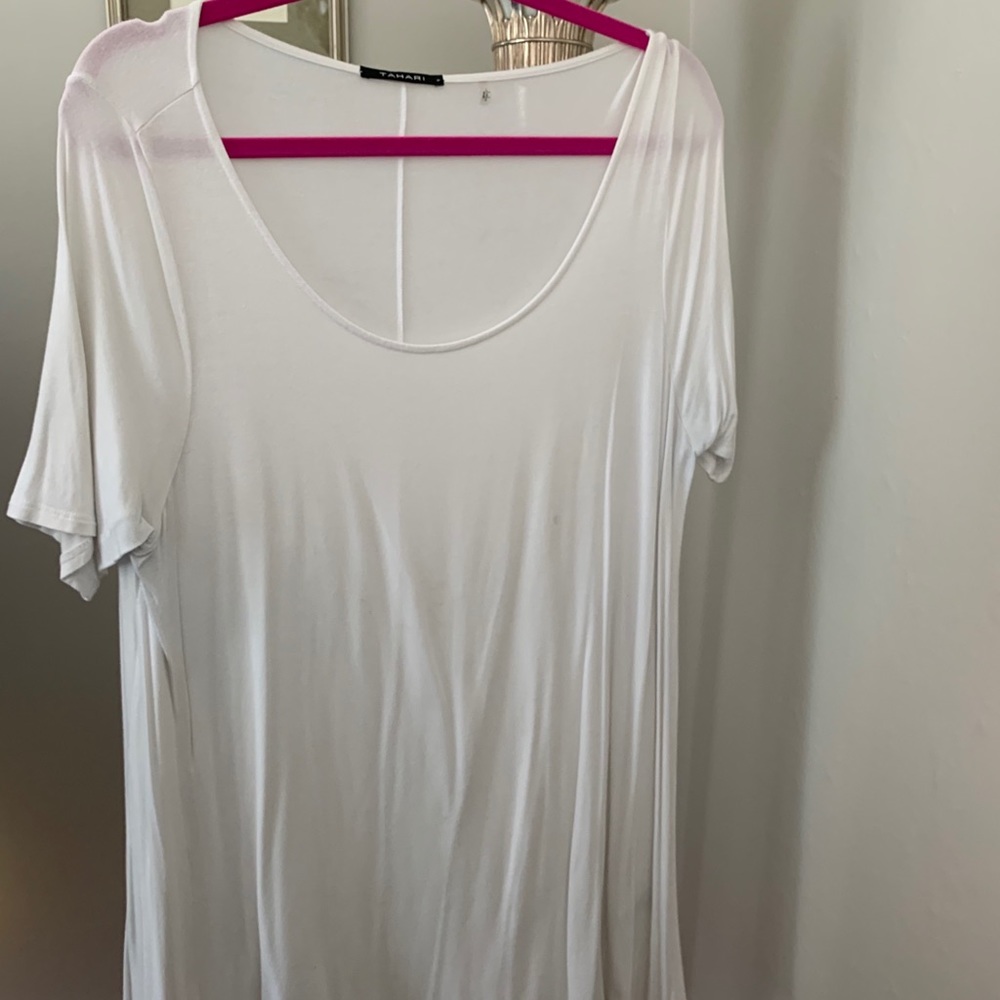 Tahari White T shirt